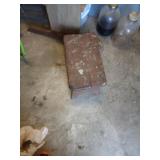 MILKING STOOL / S1
