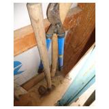 LONG HANDLE TOOLS AXE, MAUL ETC . / S1