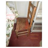 WOOD CHAIR / BMBKRM