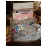 BOX OF SEWING ITEMS / BM
