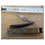 STRAIGHT RAZOR ORIG. BOX - PROGRESS / TIN BOX