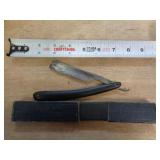 STRAIGHT RAZOR ORIG. BOX - J R TORREY