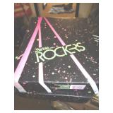 1985 BARBIE CASE W SOME CLOTHES