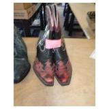 WOMENS ARIAT BOOTS SZ 8.5