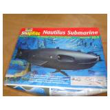 NAUTILUS SUB / REVELL / 12" LONG