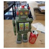 METAL ROBOT BATTERY POWERED