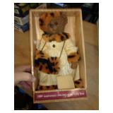 RESIN ANNV TEDDY BEAR