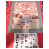 SIGNED 8X10 W COA - JOHNNY BENCH