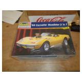 68 CORVETTE / SEALED 1/25 REVELL