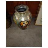 DECORATIVE VASE 18" T / LR