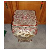 PORCELAIN CHINESE GARDEN SEAT / LR