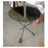 WROUGHT IRON ARROW LEG TABLE 27"X22" / LR