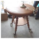 CLAW & BALL FOOT TABLE 27" T 28" W / LR