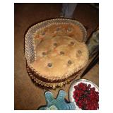 VANITY CHAIR 23" T / BM