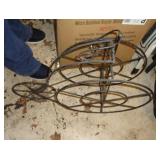 METAL YARD DECOR / G