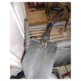 FOLDING SHOVEL / G