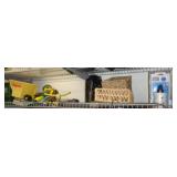 LOT OF GARDEN ITEMS & MISC / G