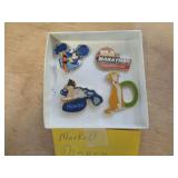 DISNEY PINS