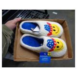 HOUSE SHOES SZ 7