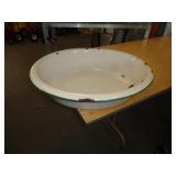 LARGE ENAMELWARE PAN