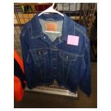 LEVIS JACKET SZ XLG / RK
