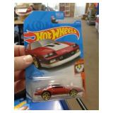 HOT WHEELS - 85 CAMARO 2020 MIB