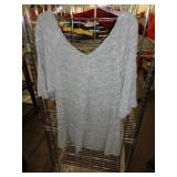 LADIES TOP SZ LG / RK