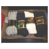 11 - PAIR OF DIABETIC SOCKS