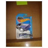 HOT WHEELS 71 MUSTANG 2013