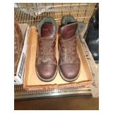 STEEL TOE WOLVERINE BOOTS SZ 7.,5M