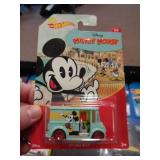 HOT WHEELS - MICKEY MOUSE BREAD BOX 2017 MIB