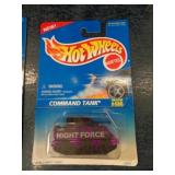 HOT WHEELS 1995 - COMMAND TANK MIB