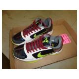 NIKE KOBY BRYANT SZ 9.5