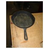 CAST IRON SKILLET