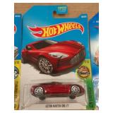 HOT WHEELS - MIB - ASTON MARTIN 2015
