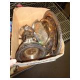 LOT OF SILVERPLATE / UT
