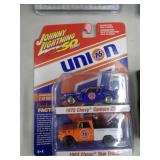 JOHNNY LIGHTNING - MIB 70 CAMARO & 65 CHEVY 2019