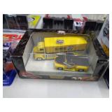 HOT WHEELS -MIB MOONEYES 2000