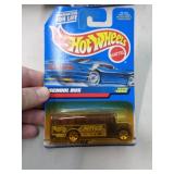HOT WHEELS - MIB - SCHOOL BUS 1998