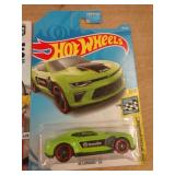 HOT WHEELS - MIB -2018 CAMARO SS 2017
