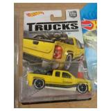 HOT WHEELS - MIB - CHEVY SILVERADO 2016