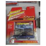 JOHNNY LIGHTNING MIB 65 PONTIAC CATALINA 2015