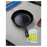 #8 CAST IRON SKILLET