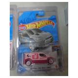 HOT WHEELS - MIB - PLAYBOY FORD 2020