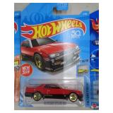 HOT WHEELS - MIB -1982 NISSAN 2017