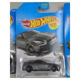 HOT WHEELS - MIB - 2017 NISSAN 2015