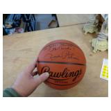 U OF L RICK PITINO SIGNED BASKETBALL / NO COA
