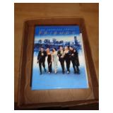 FRIENDS COMPLETE SERIES ON DVDS