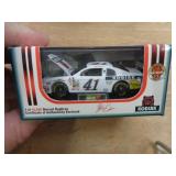 REVELL 1/64 NASCAR 1998