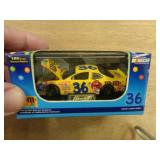 REVELL 1/64 NASCAR 1999